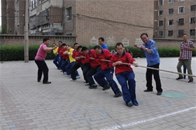 标题：运动会拔河
浏览次数：27008
发布时间：2018-05-30